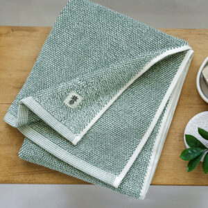 Cariloha Bamboo Two-Tone Bath Towel